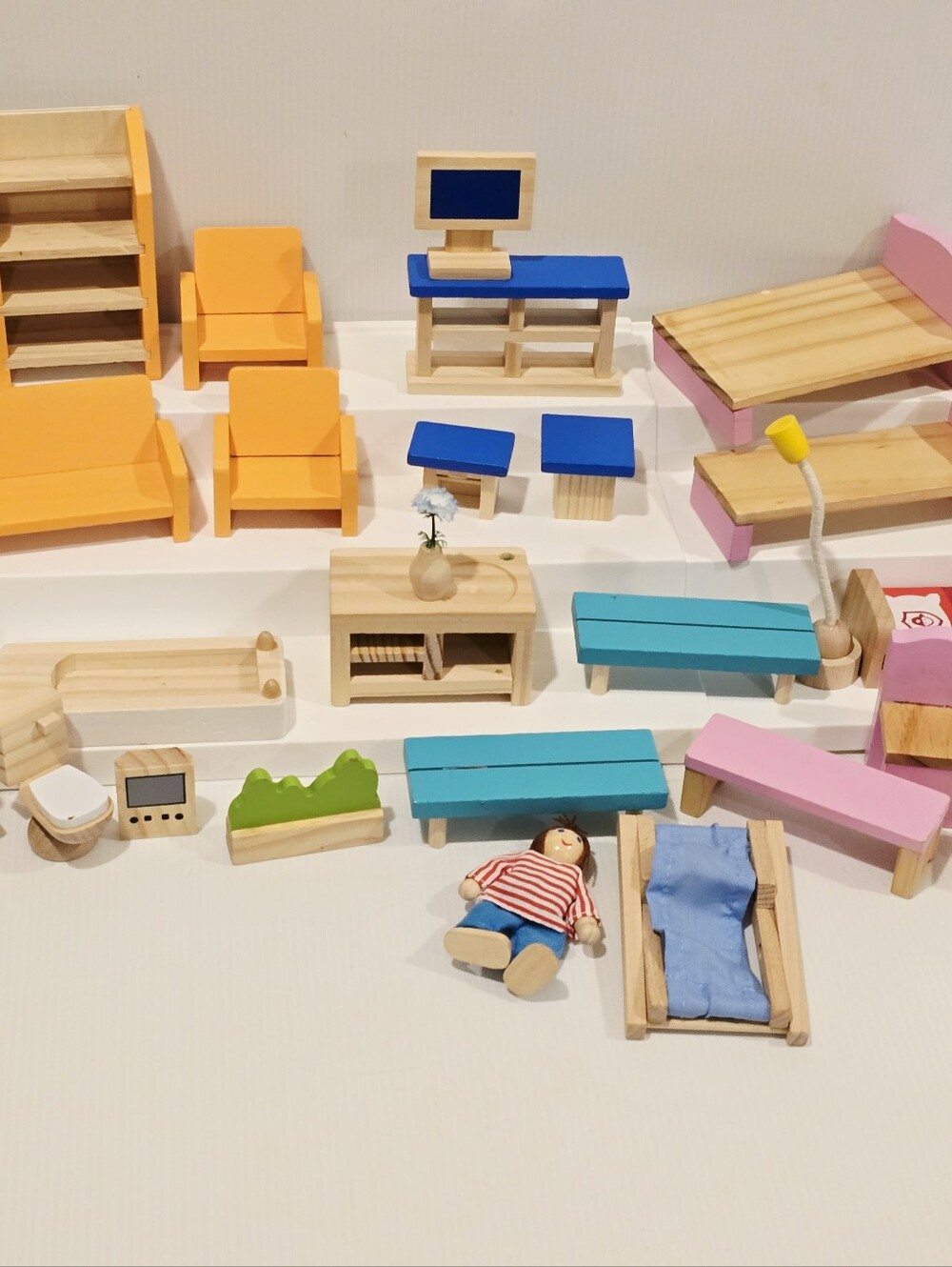 Wooden Pretend Dollhouse Furniture Set